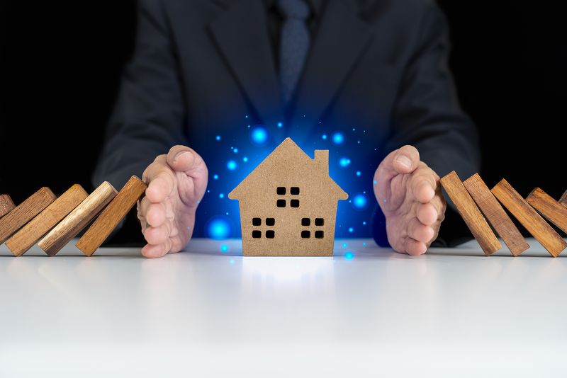 3 types of insurance you’ll need when you buy a home