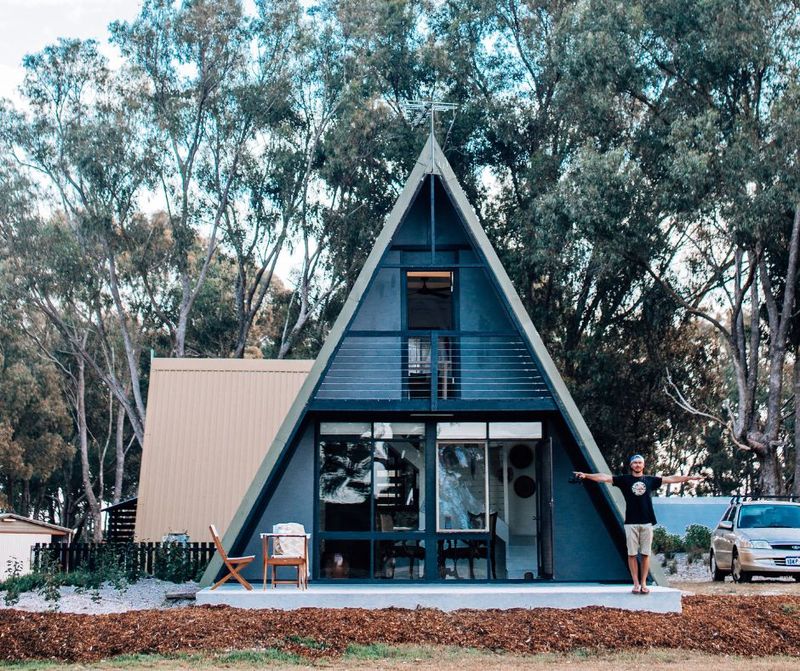 Features and Facts about A-Frame Homes